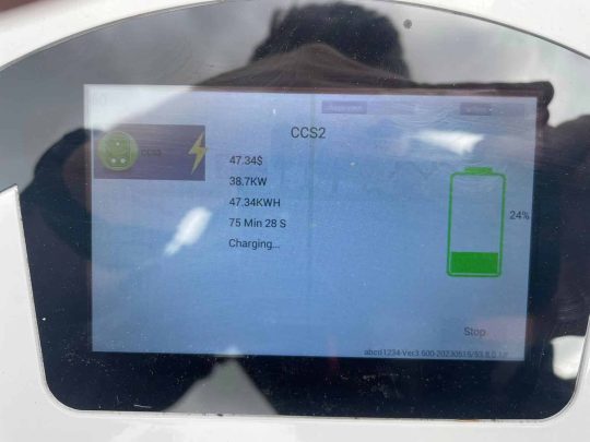 Przenośna super szybka ładowarka serii CHR-60, DC 60 KW firmy ELECTWAY - obrazek 10