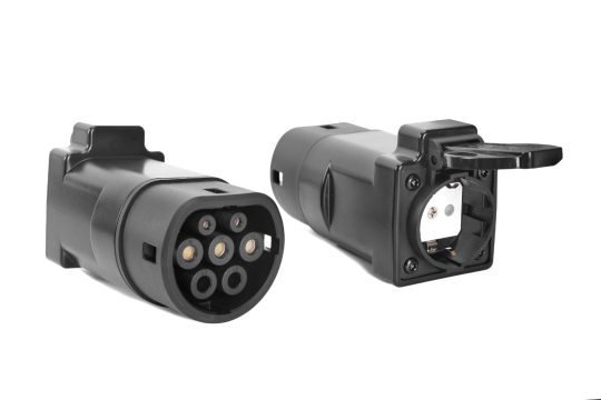 Adapter V2L,  T2, AC, 230V, 16A